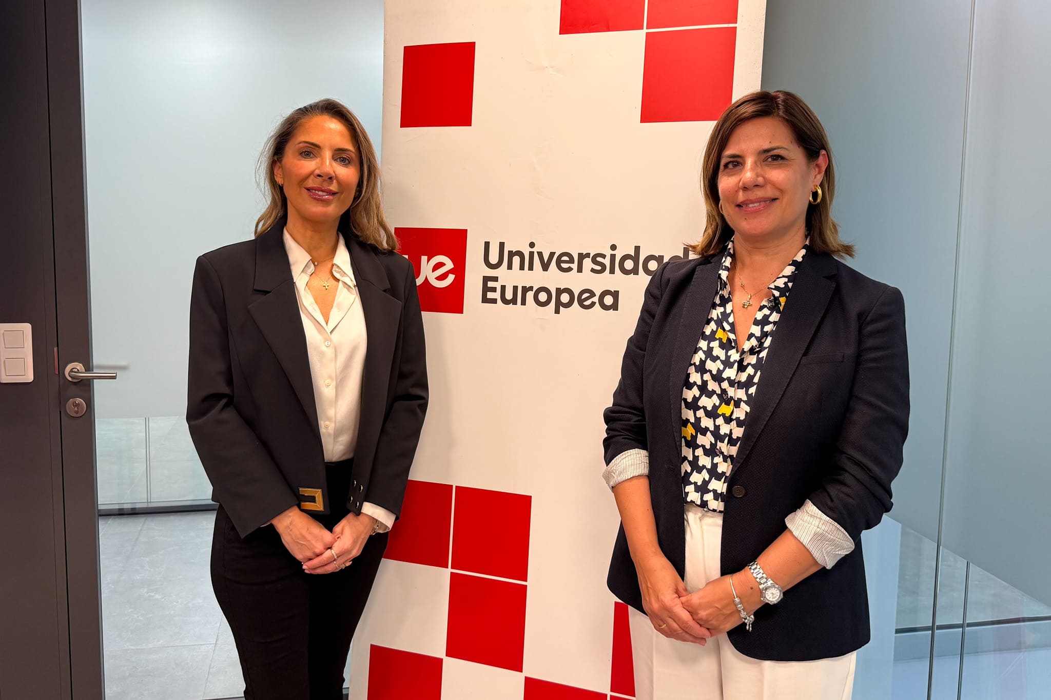 Portada de El Colegio de Procuradores de S/c de Tenerife y la UE de Canarias firman un acuerdo de colaboración